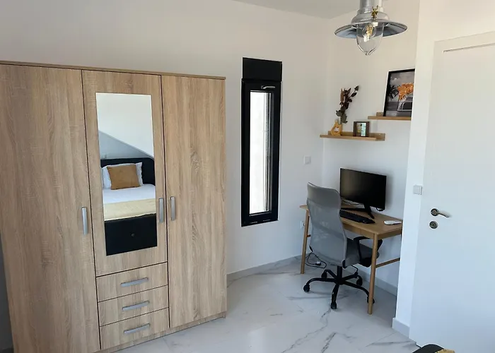 Thea Feriehus Káto Ássos